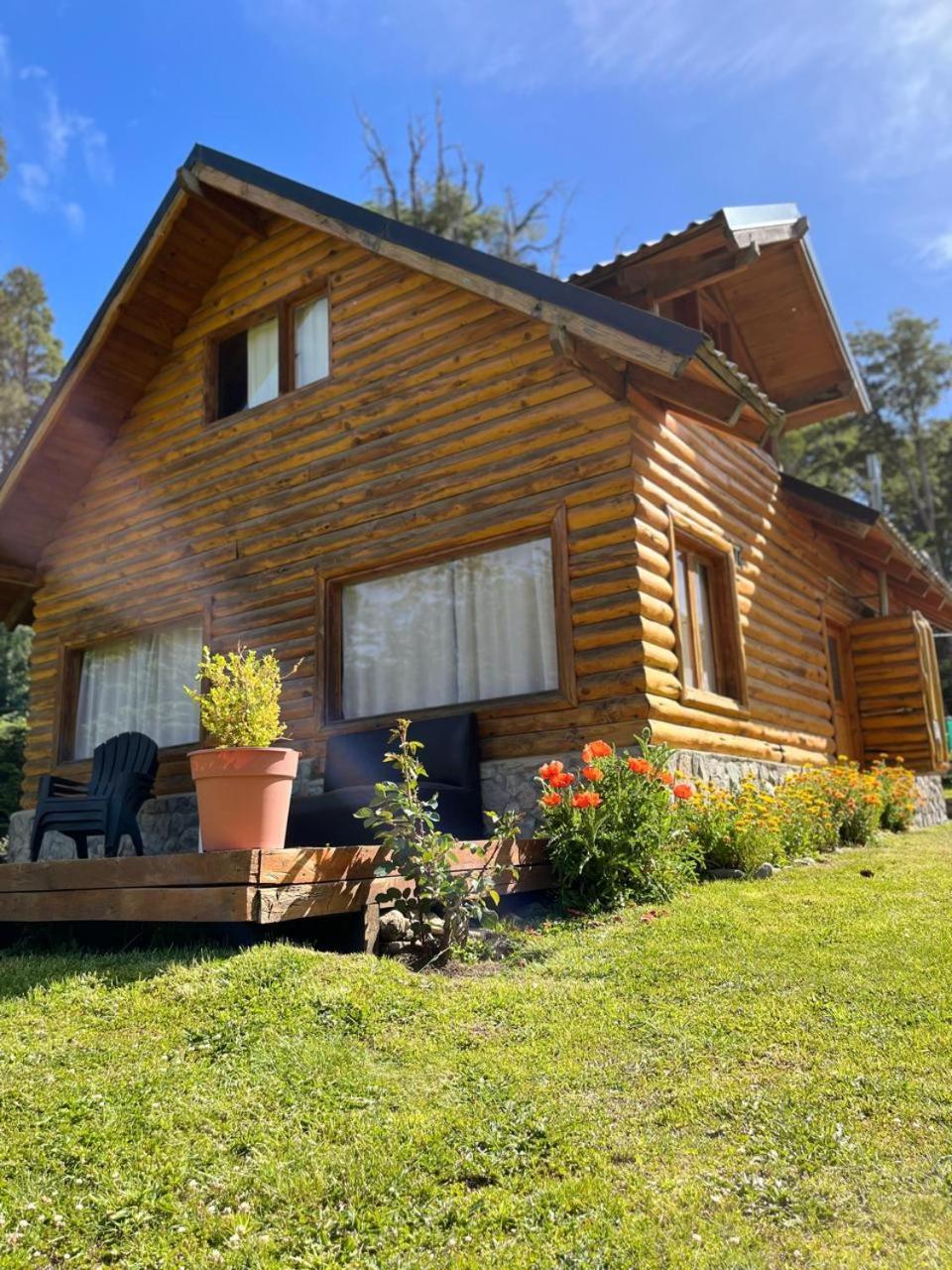 Haus *